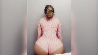 Jiggly Butts: If you wanna see some real ass baby here’s your chance ♥️♥️ #3