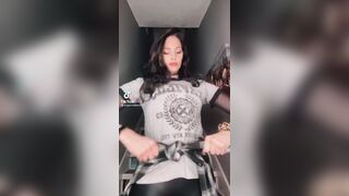 Lady Dimitrescu TikTok challenge #1